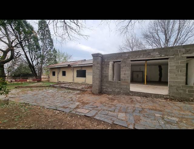 FARM FOR SALE IN NEWCASTLE RURAL
